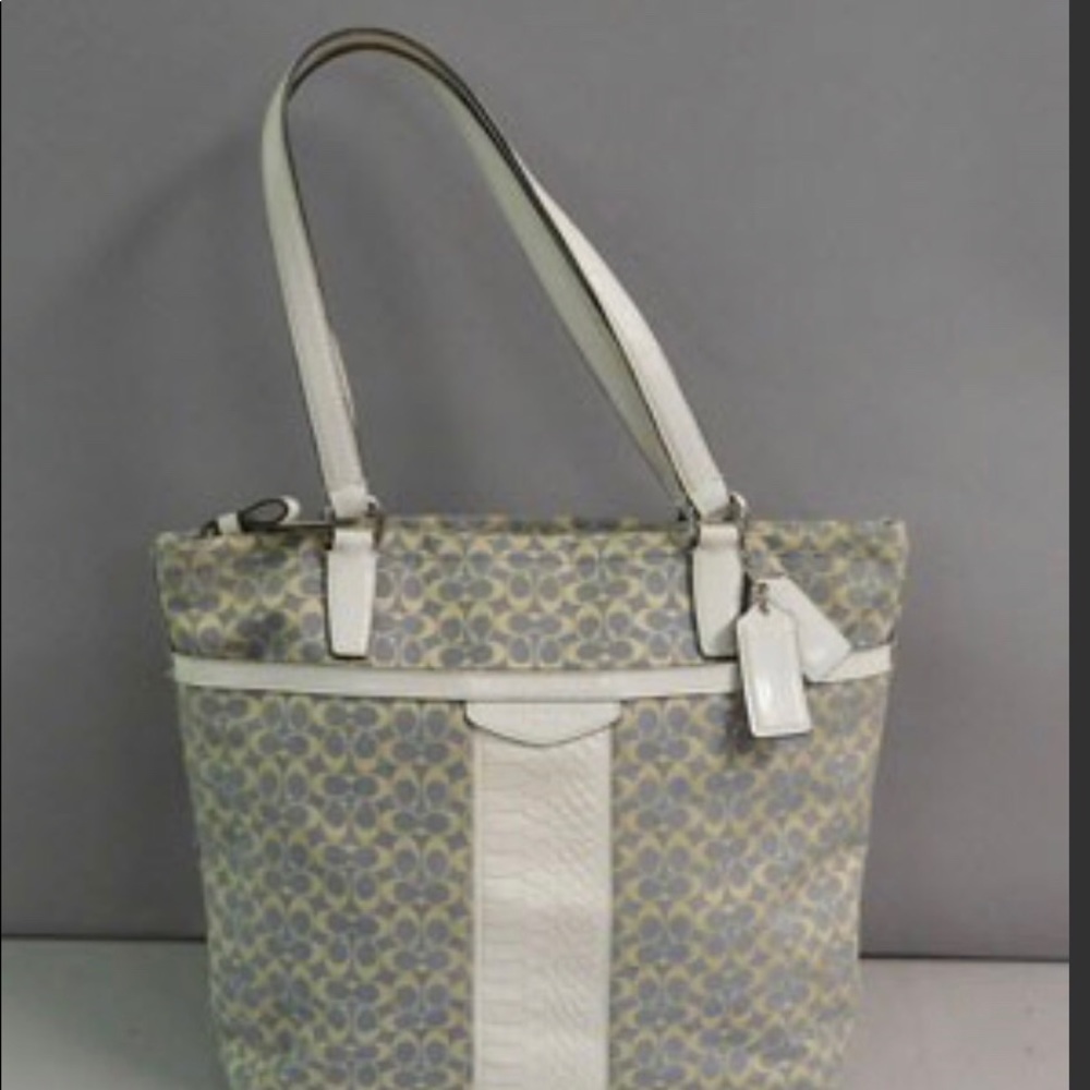 COACH CHAMBRAY  WITH IVORY JACQUARD TOTE F28927